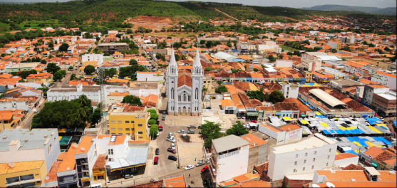 Moradores de Picos ficam sem fornecimento de energia após fortes chuvas - (Reprodução/Redes Sociais)