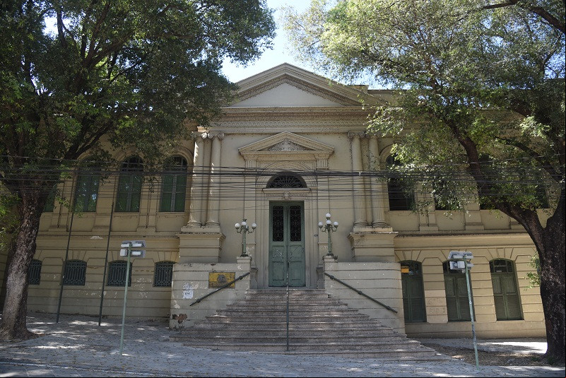 Prefeitura de Teresina antecipa salários de servidores municipais; veja as datas