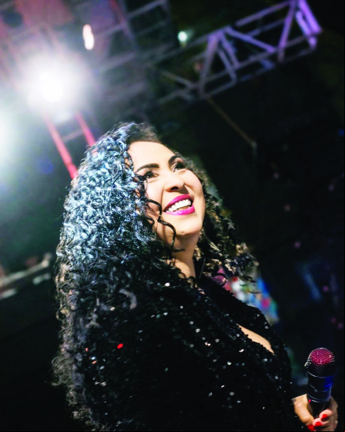 Cantora Eliane (a rainha do forró) hoje se apresenta no palco do Encontro Nacional de Folguedos em Teresina, no Arena Teresina Shopping. - (Arquivo Pessoal)