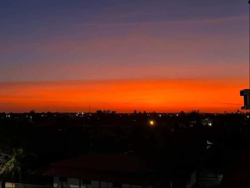 Céu avermelhado no Piauí: entenda relação do fenômeno com queimadas