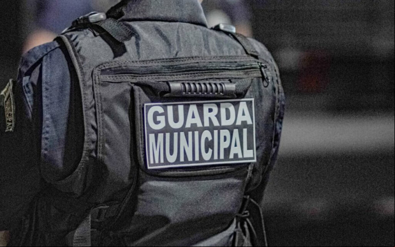 Guarda que tentou invadir casa da ex-companheira é solto após audiência de custódia