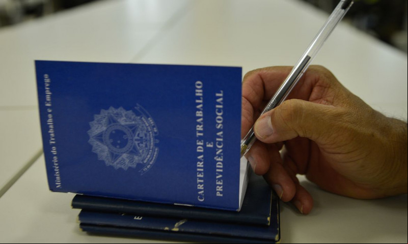 e as vagas desta Quarta-Feira(28) divulgadas no 'Classificados do Trabalho'