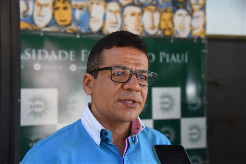 Professor doutor Marcos Lira - (Assis Fernandes/ODIA)
