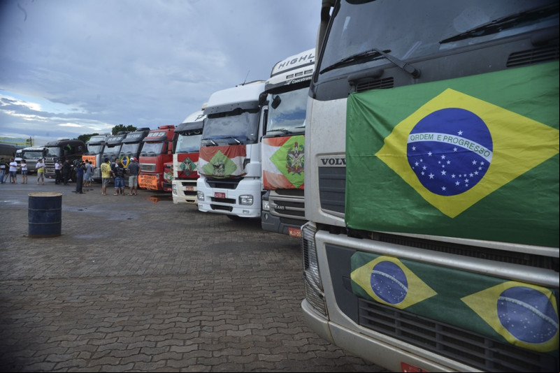 Exame toxicológico: motoristas terão até o fim de dezembro para que se adequem às novas normas