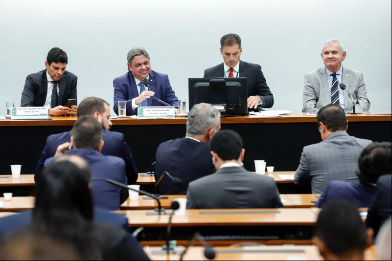Júlio Arcoverde é o primeiro deputado federal do Piauí a ocupar o cargo. - (Câmara dos Deputados)