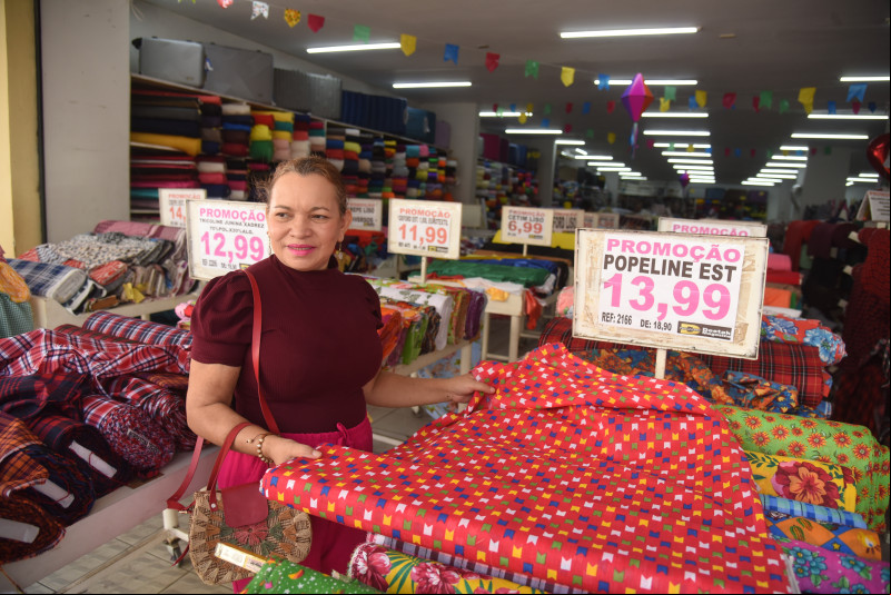 "A procura inicia ainda no mês de maio e segue até o final de julho”, destaca Carla - (Assis Fernandes/O Dia)