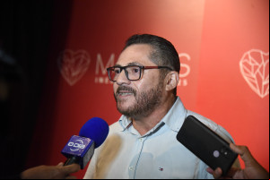 Empresários e autoridades prestigiaram o lançamento 1